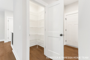 324 Hazelwood Ct Muskegon, MI 49442