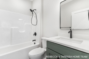 324 Hazelwood Ct Muskegon, MI 49442