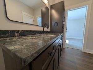 400 Sabine Dr #8, Muskegon, MI 49442