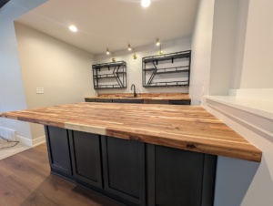 400 Sabine Dr #8, Muskegon, MI 49442