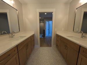 400 Sabine Dr #8, Muskegon, MI 49442